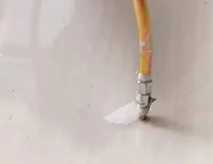 婺城瓷砖空鼓维修公司专业解答在瓷砖铺贴过程中，如果使用的砂料过粗（如全部使用了粗砂），可能会导致以下问题